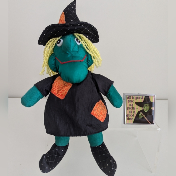 BUNDLE Wizard of Oz Wicked Witch Trinket Mirror Pill Box & Vtg Green Witch Decor - Picture 12 of 16